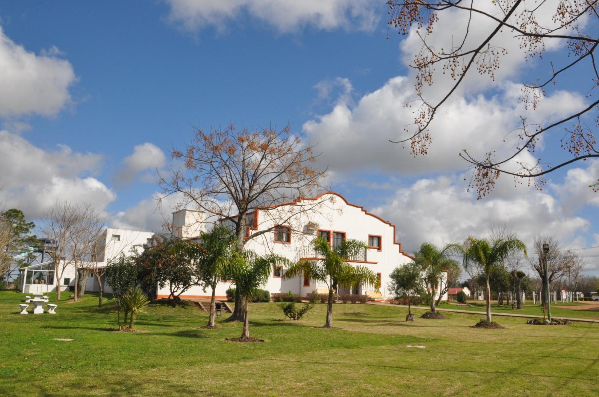 Hotel La Posta Del Dayman Termas del Dayman Exterior photo